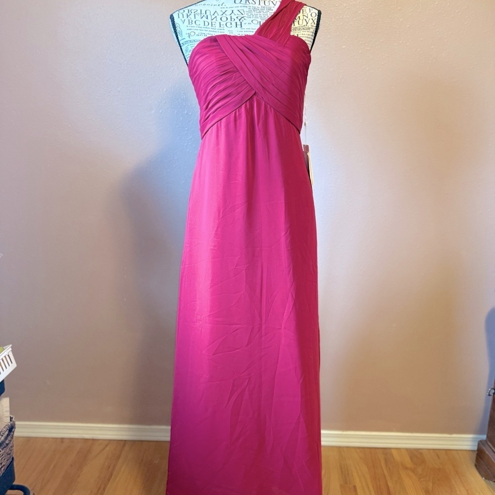 Chic Fuchsia One Shoulder Dress